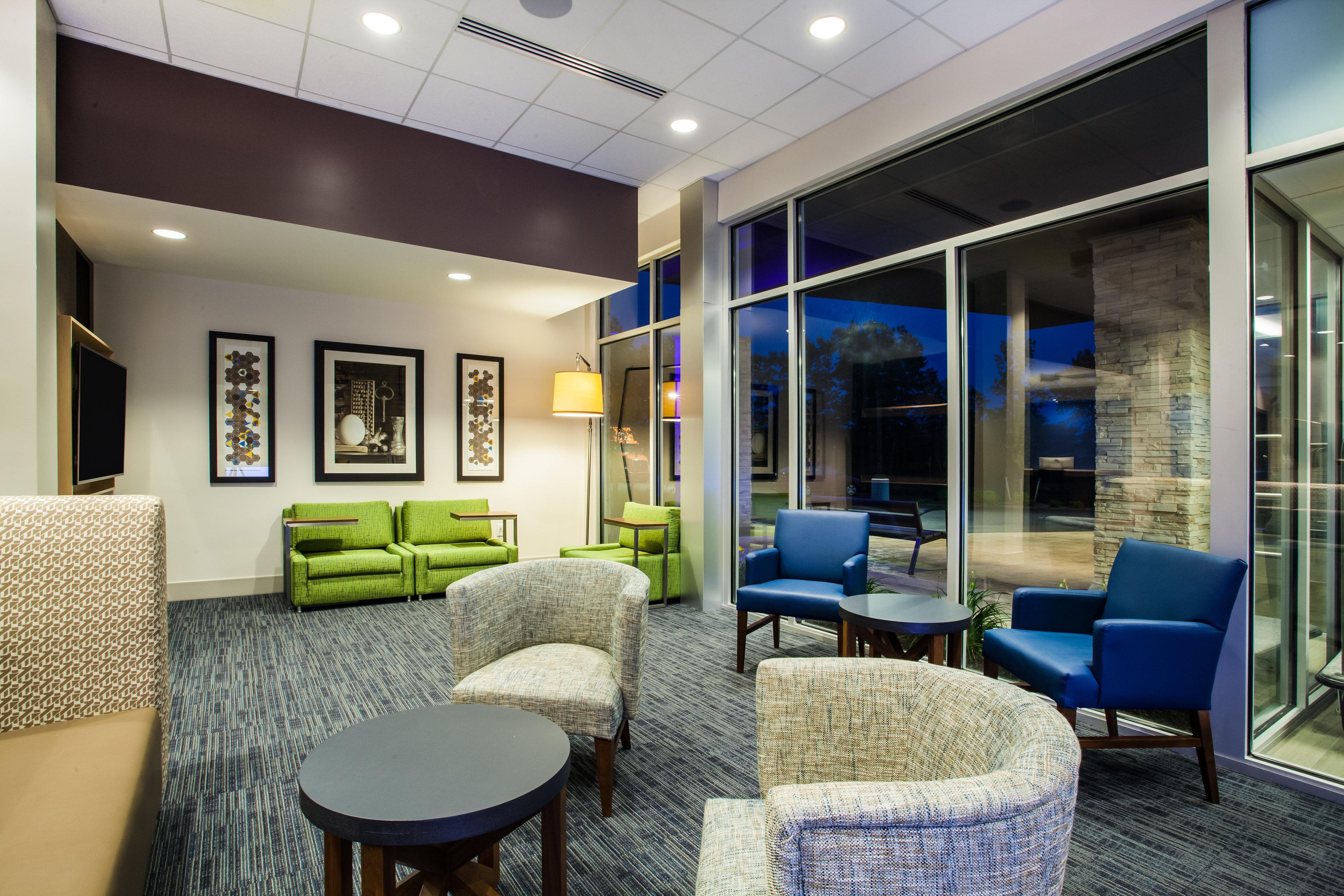 Holiday Inn Express Queensbury-Lake George Area By Ihg Exterior foto